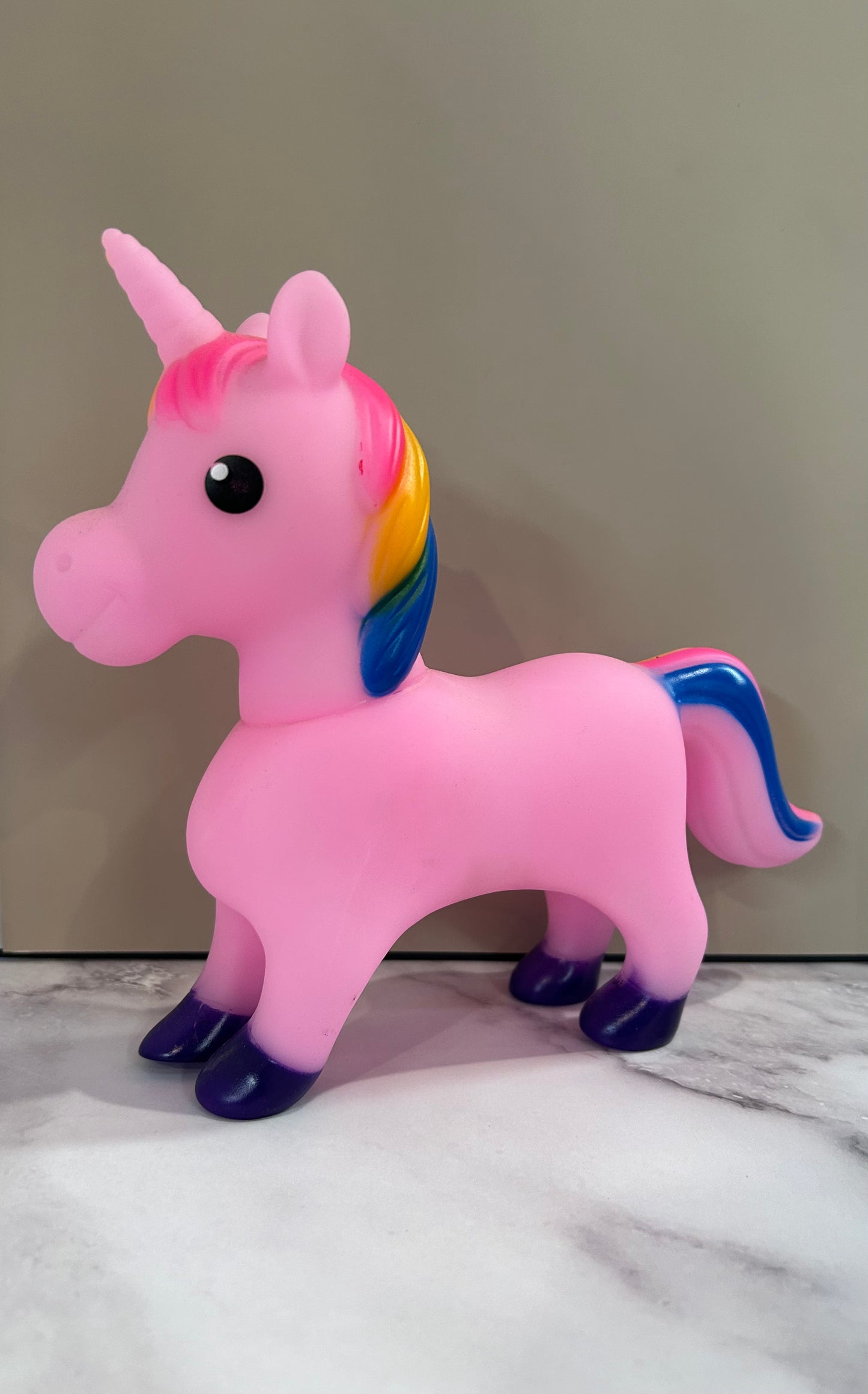 Unicorn squeaker toy